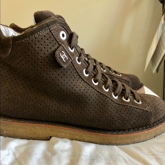 Chanel boots brown suede - Picture 4 of 4